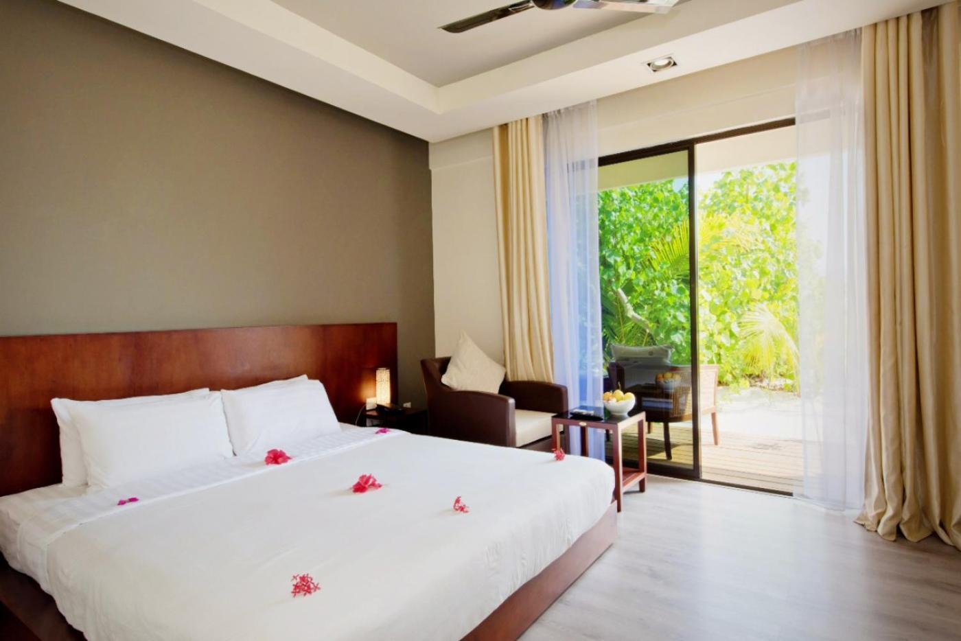 Eriyadu Island Resort Exterior photo